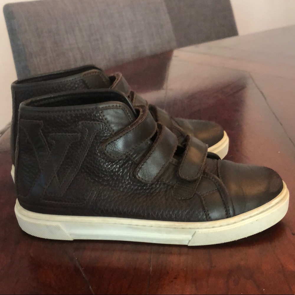 Louis Vuitton unisex children leather sneaker